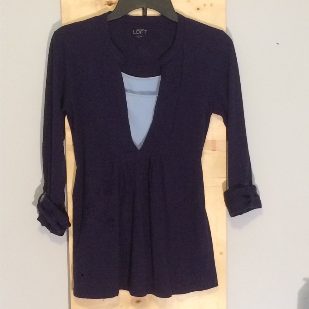 Loft sz S Deep V Rollup Navy Long top.